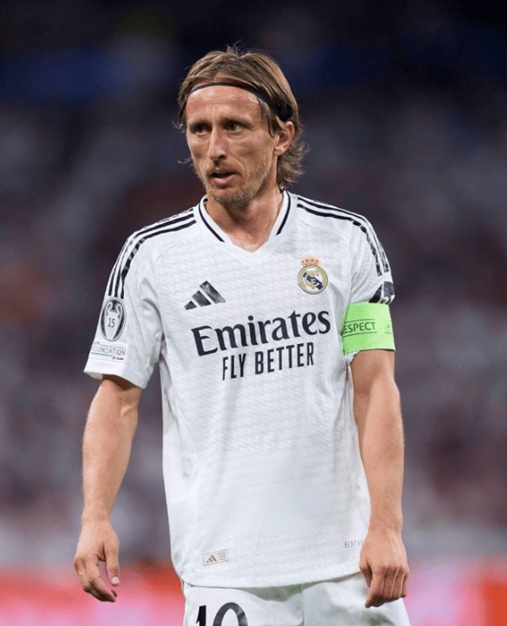 恭喜AC米兰!48小时签金球巨星!350万年薪太超值,意甲争冠变天